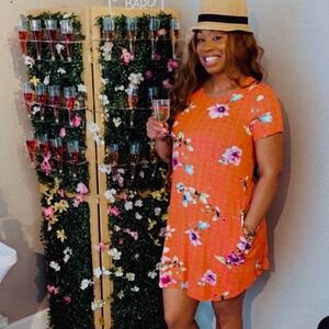 CORAL FLORAL SHORT SLEEVE ABOVE KNEE DRESS